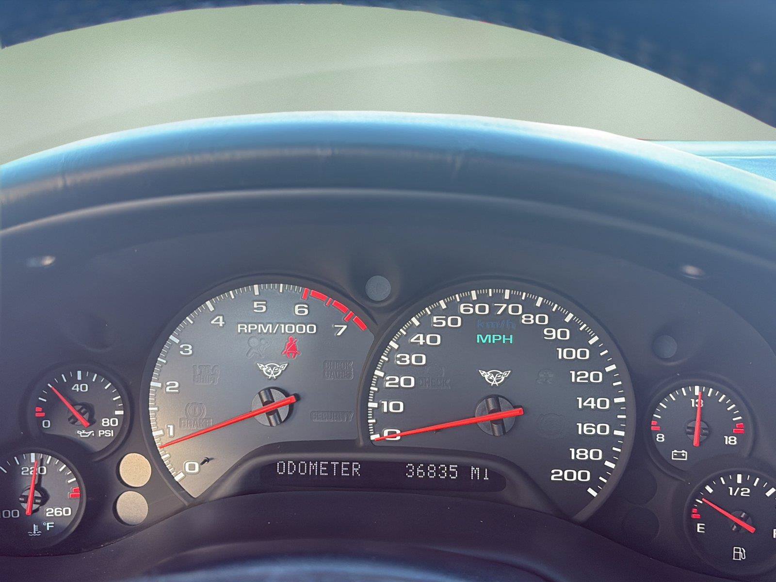 Used 1998 Chevrolet Corvette Convertible w/ Performance Handling Pkg RWD image 15