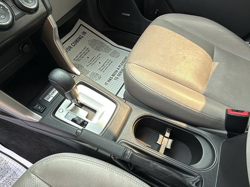 Used 2014 Subaru Forester 2.5i Touring AWD/4WD image 22