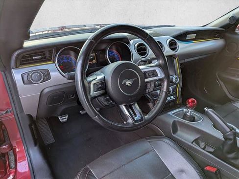 Used 2019 Ford Mustang GT Premium RWD image 10