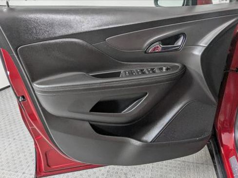 Used 2018 Buick Encore Preferred image 13