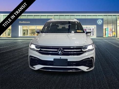 Used 2024 Volkswagen Tiguan SEL R-Line AWD/4WD image 5