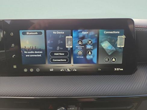 New 2026 Nissan Kicks SR w/ Cold Weather Package image 12