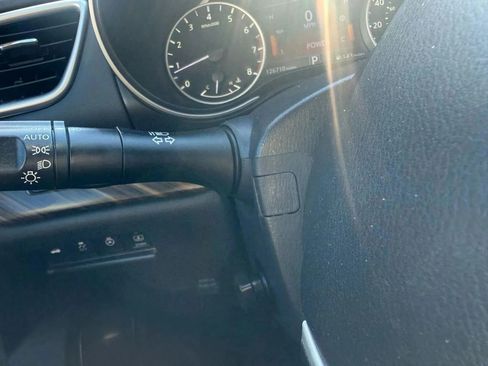 Used 2016 Nissan Maxima Platinum image 14