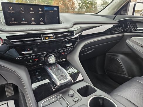 Used 2024 Acura MDX SH-AWD w/ Advance Package image 21