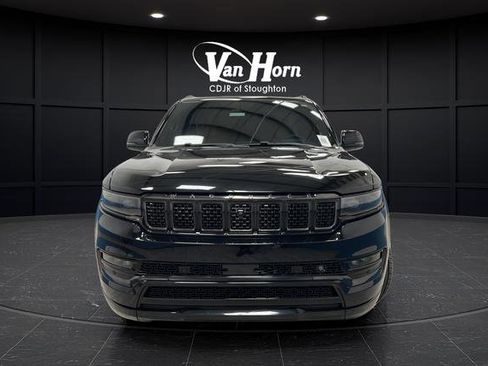 Used 2024 Jeep Grand Wagoneer Series III w/ Rear Seat Video Group 1 image 2