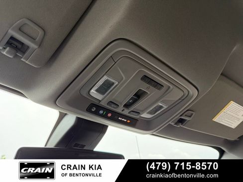 Used 2019 GMC Sierra 1500 SLT w/ SLT Premium Plus Package AWD/4WD image 18