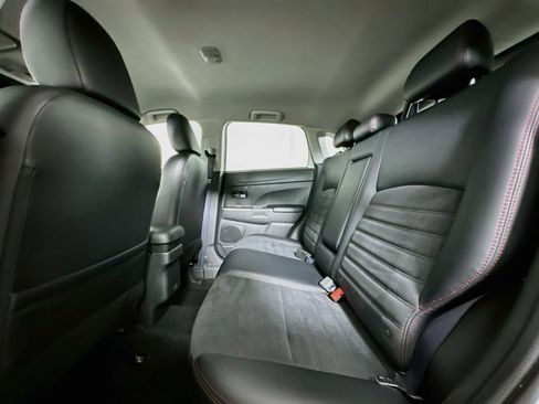 Used 2024 Mitsubishi Outlander Sport AWD image 26