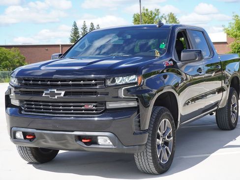 Used 2020 Chevrolet Silverado 1500 LT Trail Boss image 1
