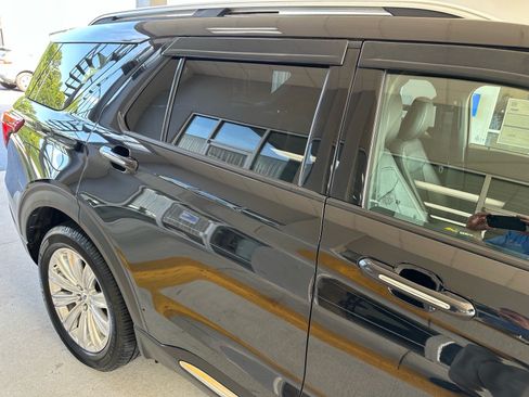 Used 2020 Ford Explorer Limited w/ Class III Trailer Tow Package RWD image 11