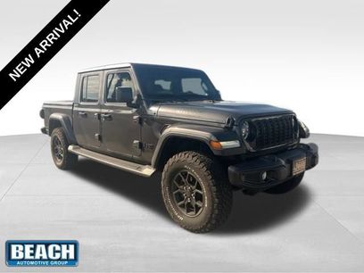 Used 2024 Jeep Gladiator Sport