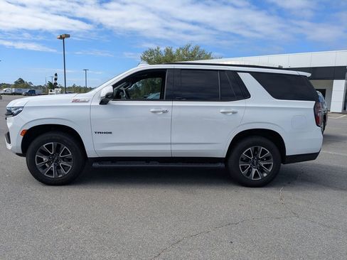 Used 2024 Chevrolet Tahoe Z71 w/ Luxury Package AWD/4WD image 7