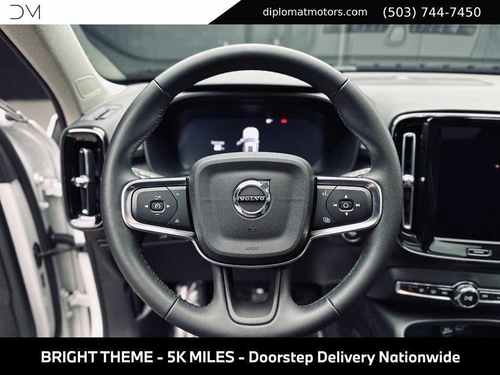 Used 2025 Volvo XC40 B5 Core w/ Protection Package Premier AWD/4WD image 52