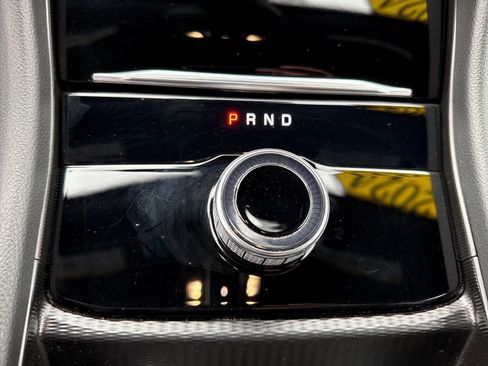 Used 2024 Jeep Grand Cherokee Altitude image 12