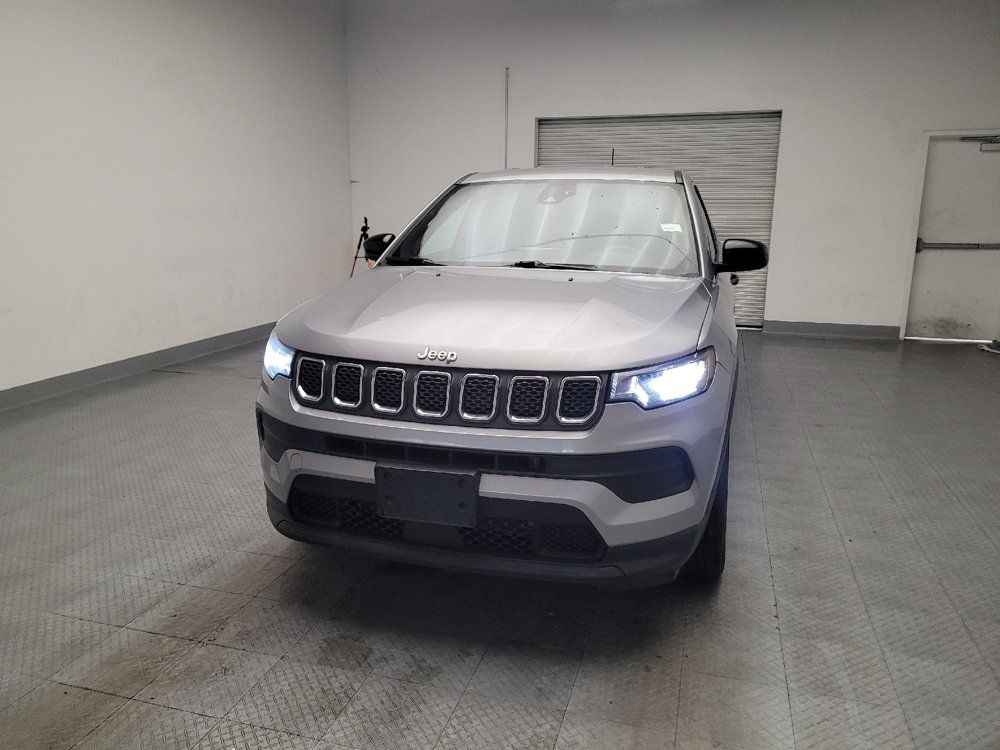 Used 2023 Jeep Compass Sport AWD/4WD image 15