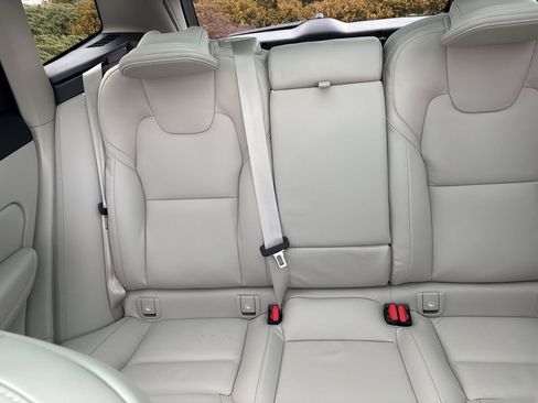 New 2026 Volvo XC60 T8 Ultra w/ Protection Package Premier AWD/4WD image 36