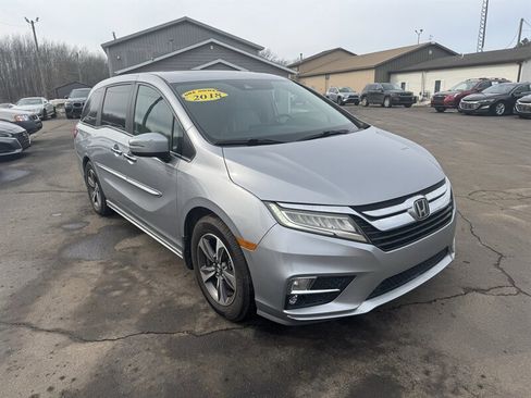 Used 2018 Honda Odyssey Touring image 4