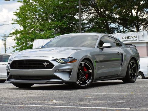 Used 2020 Ford Mustang GT Premium w/ Equipment Group 401A RWD image 5