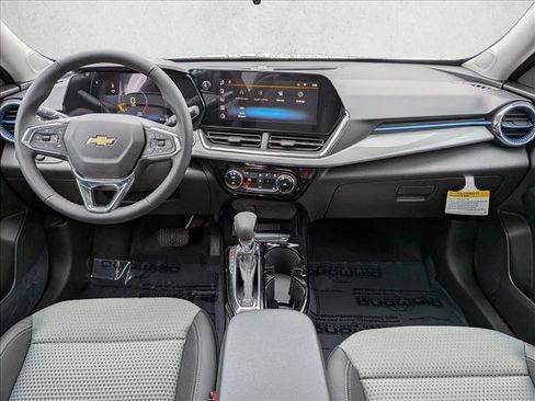 New 2026 Chevrolet Trax LT w/ Sunroof Package image 14