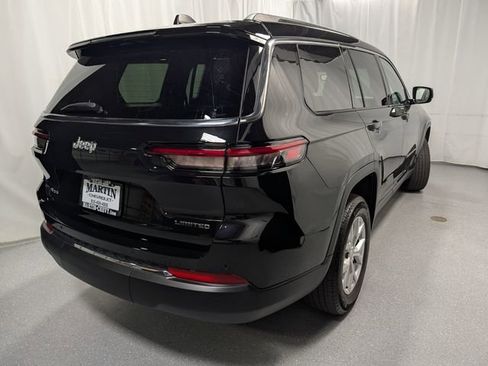 Used 2023 Jeep Grand Cherokee L Limited AWD/4WD image 3