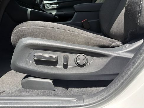 Certified 2024 Honda CR-V EX image 25