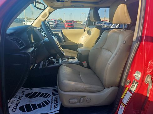 Used 2019 Toyota 4Runner SR5 image 7