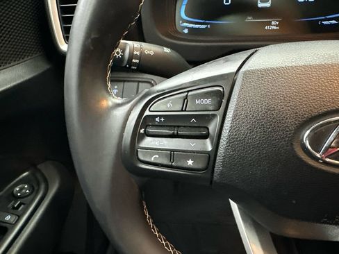 Used 2023 Hyundai Venue SEL w/ Cargo Package FWD image 20