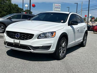 Used 2018 Volvo V60 T5 Cross Country w/ Convenience Package