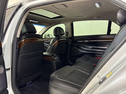 Used 2017 Genesis G90 5.0 Ultimate image 18