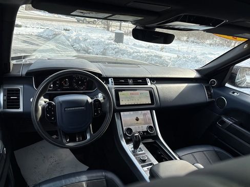 Used 2019 Land Rover Range Rover Sport HST image 11