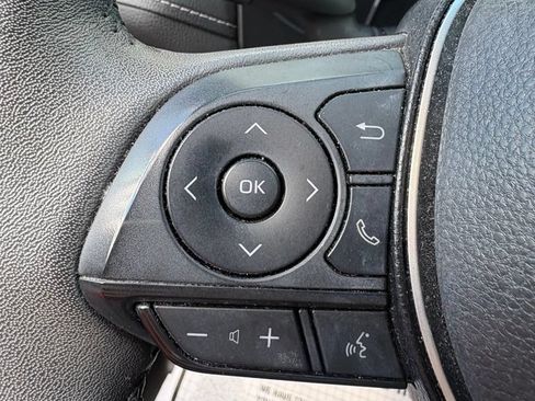 Used 2023 Toyota RAV4 XLE Premium AWD/4WD image 17