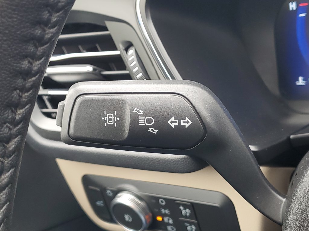 Used 2020 Ford Escape Titanium AWD/4WD image 22