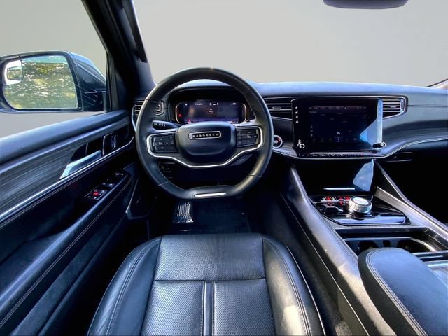 Used 2024 Jeep Wagoneer Series II AWD/4WD image 16