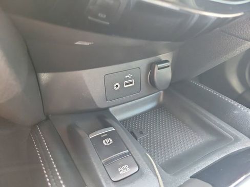 Used 2020 Nissan Rogue SL image 33