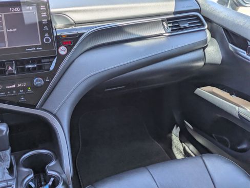 Used 2024 Toyota Camry XSE image 16