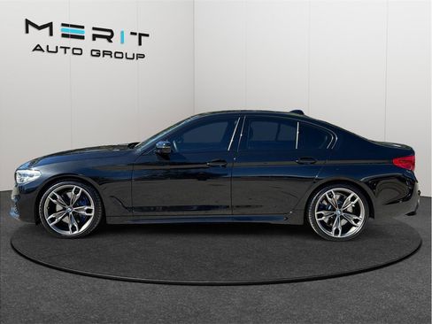 Used 2020 BMW M550i xDrive w/ Executive Package image 5