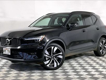 Used 2024 Volvo XC40 B5 Ultimate w/ Protection Package Premier