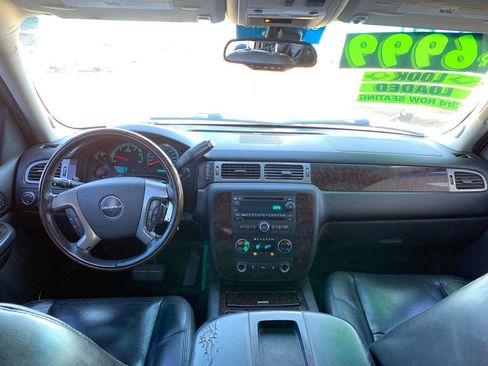 Used 2009 GMC Yukon XL Denali image 13