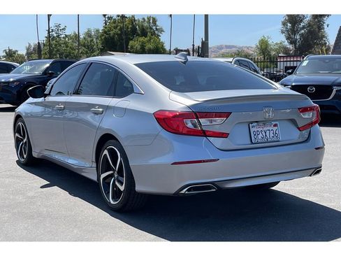 Used 2020 Honda Accord Sport image 3