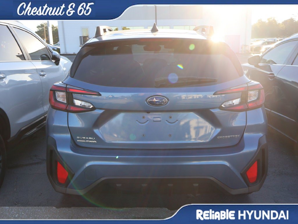 Used 2024 Subaru Crosstrek 2.0i Premium AWD/4WD image 18