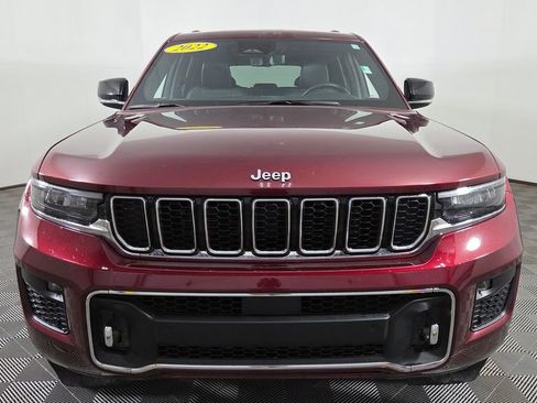 Used 2022 Jeep Grand Cherokee Overland w/ Luxury Tech Group IV image 2
