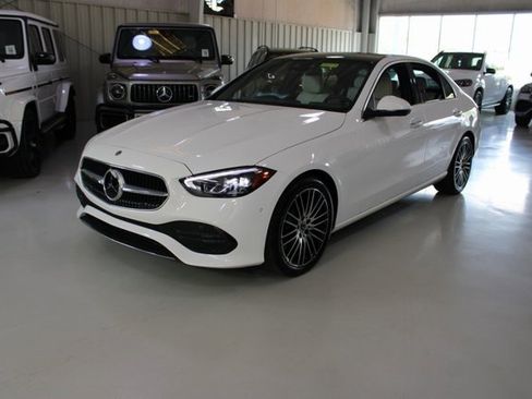 Used 2024 Mercedes-Benz C 300 4MATIC Sedan w/ Exclusive Trim Package image 39