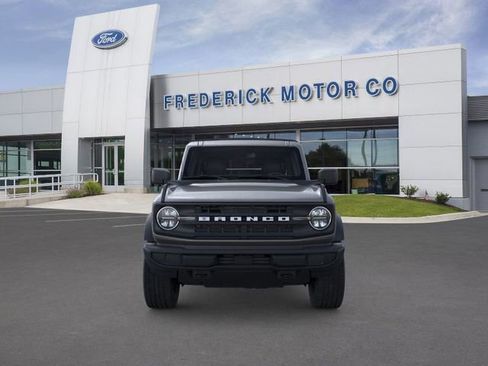 New 2025 Ford Bronco 4-Door image 6