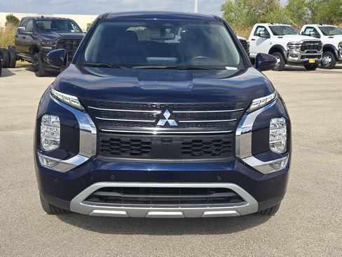 Used 2024 Mitsubishi Outlander SE FWD image 8