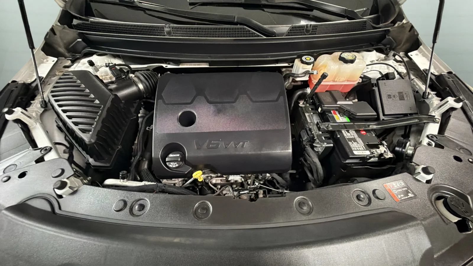 Used 2022 Buick Enclave Premium AWD/4WD image 23