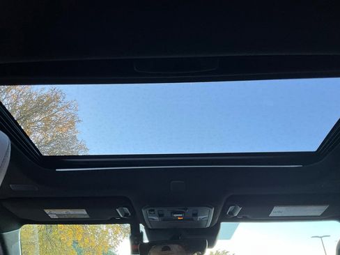 New 2025 Toyota 4Runner Limited image 21