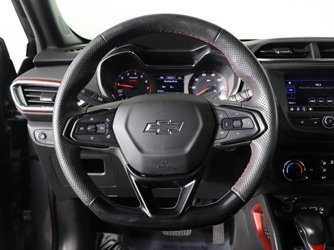 Used 2022 Chevrolet TrailBlazer RS image 36