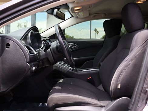 Used 2015 Chrysler 200 Limited w/ Spring Special Group FWD image 38