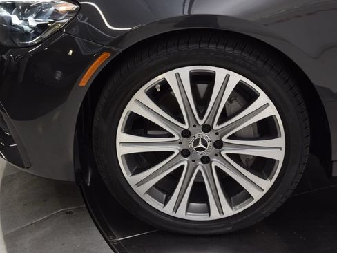 Used 2023 Mercedes-Benz E 350 Sedan image 12