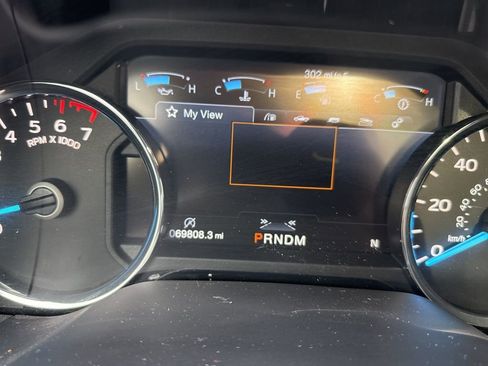 Used 2019 Ford F150 Lariat w/ Equipment Group 502A Luxury image 21