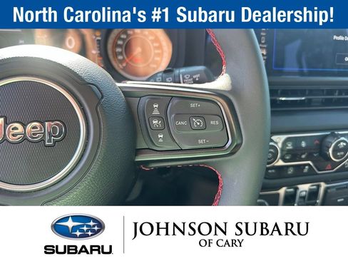 Used 2024 Jeep Wrangler Unlimited Rubicon AWD/4WD image 24